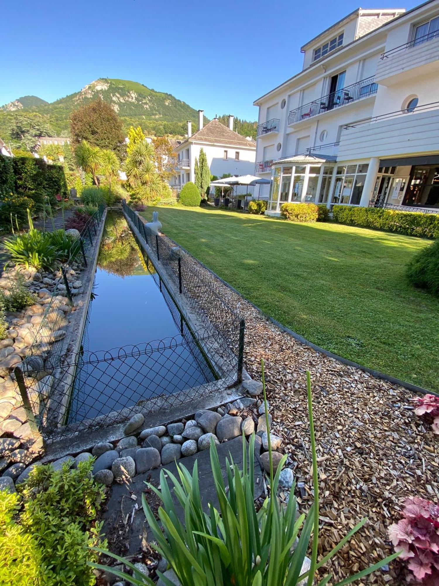 Logis Hotel Le Miramont Argelès-Gazost Exteriör bild