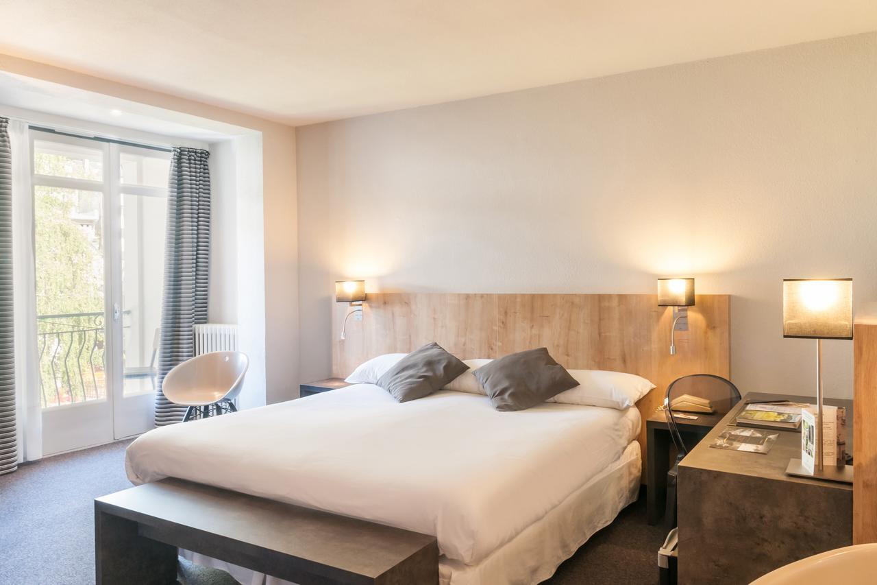 Logis Hotel Le Miramont Argelès-Gazost Exteriör bild