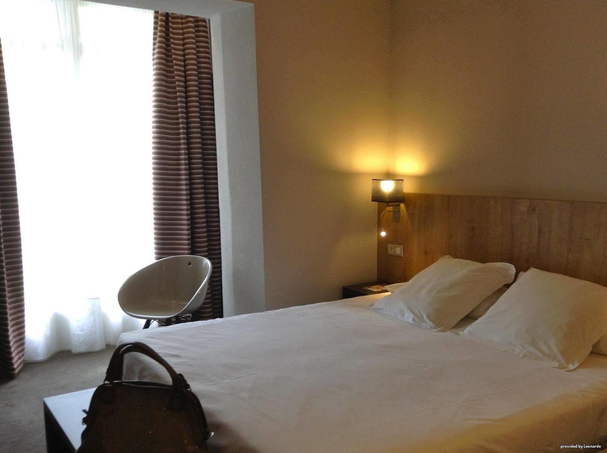 Logis Hotel Le Miramont Argelès-Gazost Exteriör bild