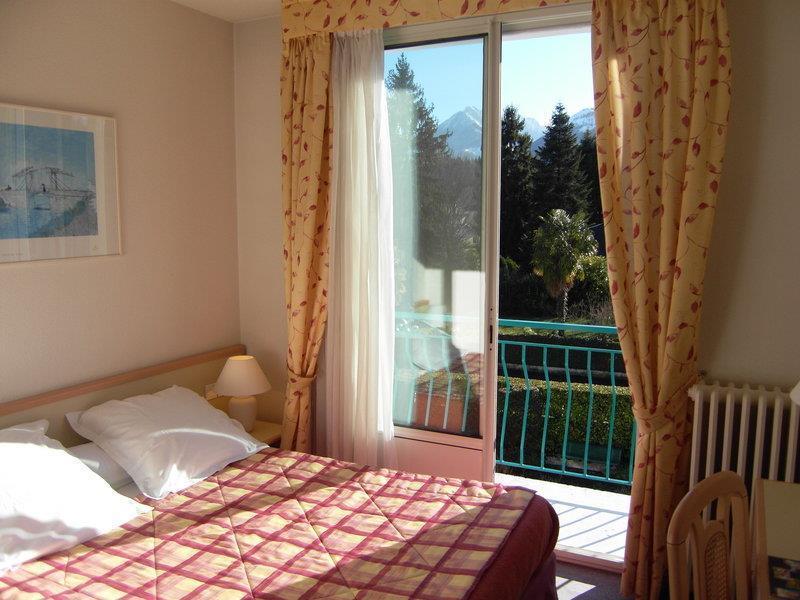 Logis Hotel Le Miramont Argelès-Gazost Rum bild